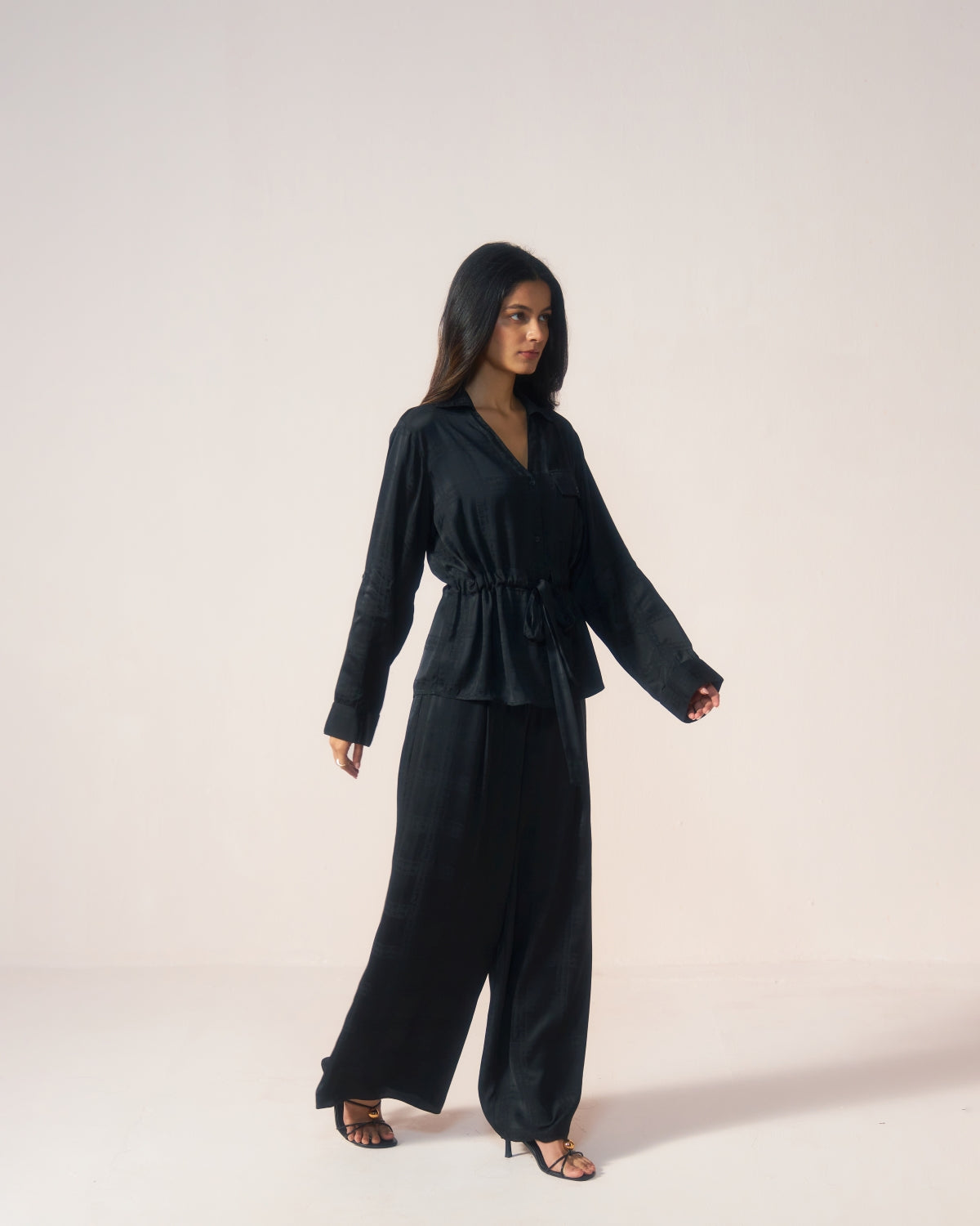 Kaala Luxe – Black Premium Coord Set with Wrap Sleeves