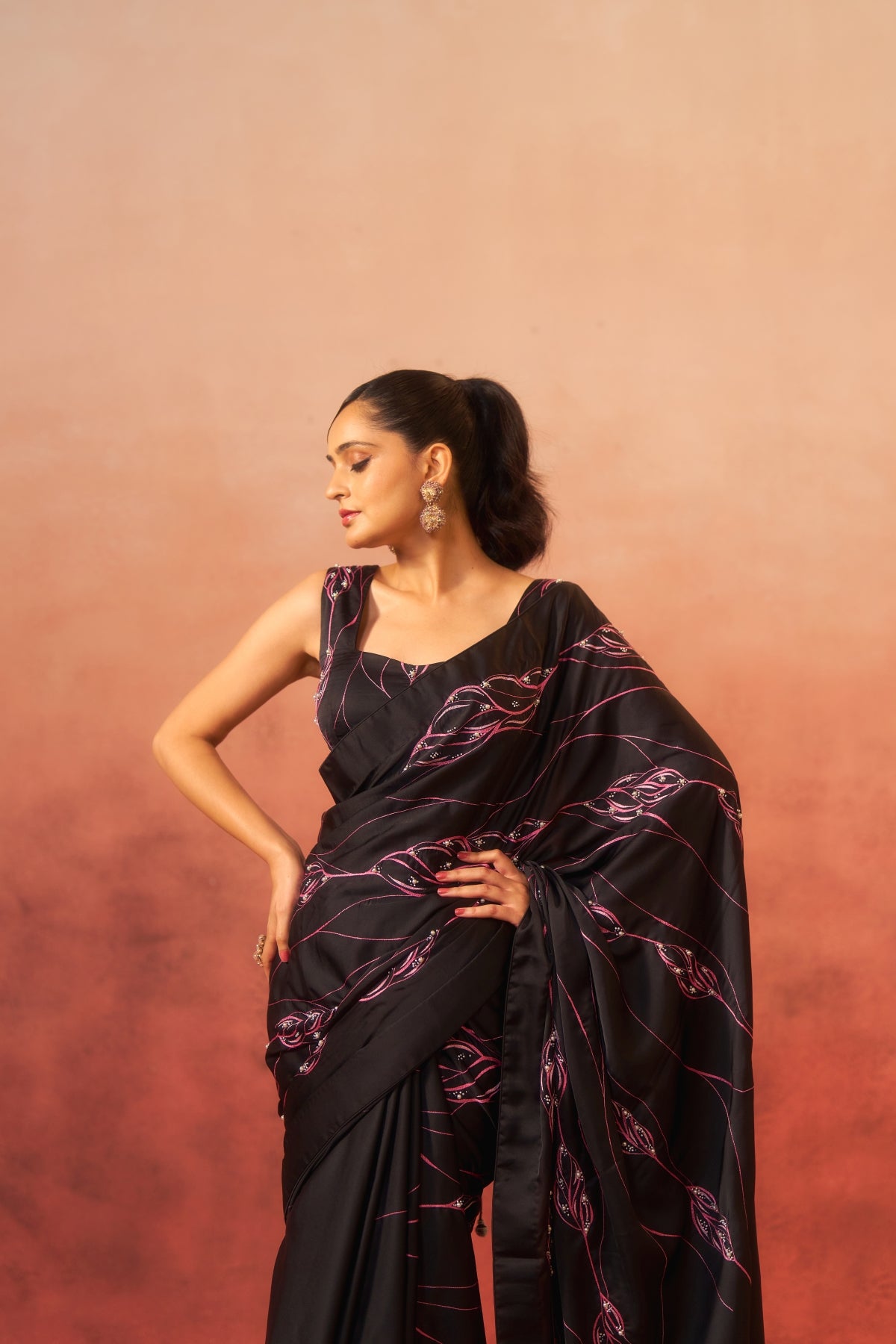 Sitara – Black Elegance Adorned with Pearls