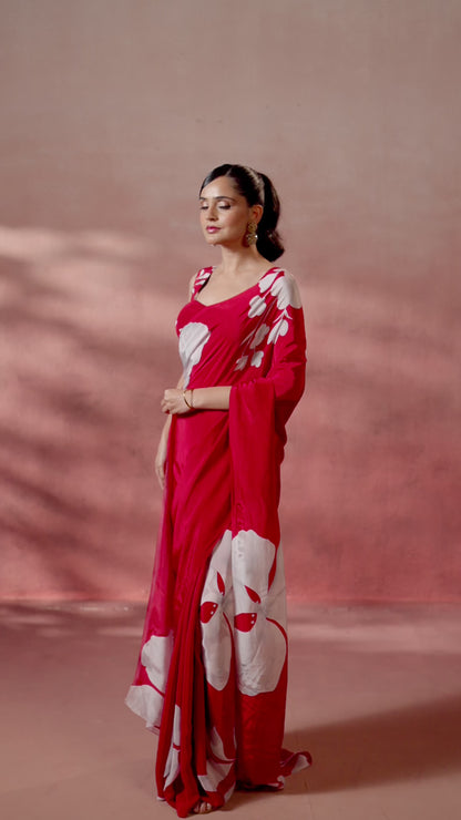 Surkh Phool – Red Saree with White Floral Elegance (Pure Crepe)